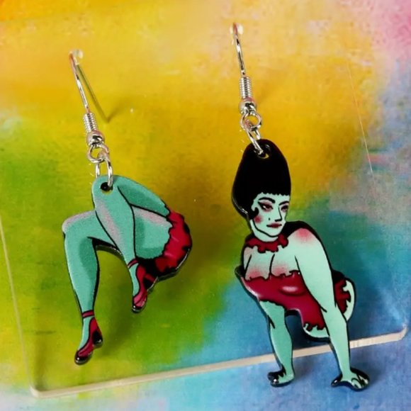 🧿 2 for $25 🧿 Beetlejuice - Character Spooky Dangle Acrylic Earrings - Picture 3 of 7